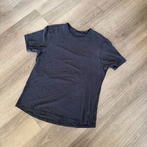 Lululemon Black Tee